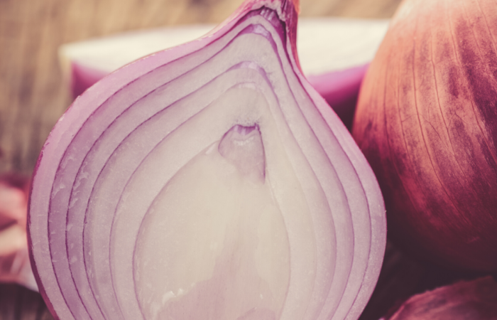 The hydroxychloriquine in red onions could help with viral infections